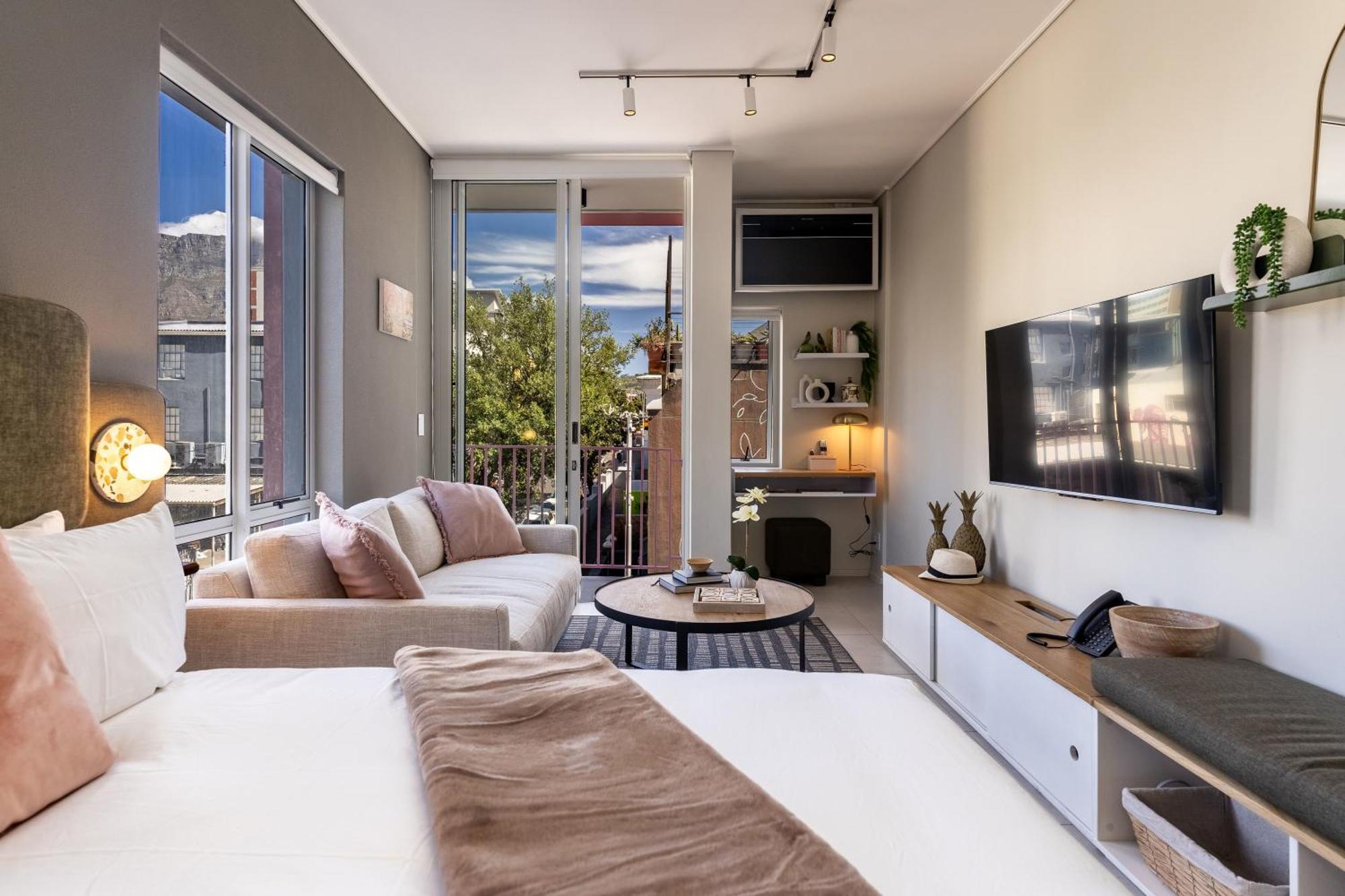 The Rose207: Modern Corner Studio With Views Cape Town Dış mekan fotoğraf